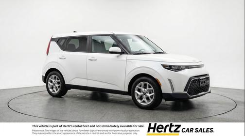 Snow White Pearl 2025 Kia Soul LX
