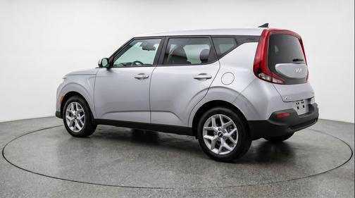 Steel Gray 2025 Kia Soul LX