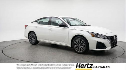 Glacier White 2025 Nissan Altima SV FWD