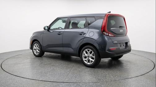 Gravity Gray 2025 Kia Soul LX