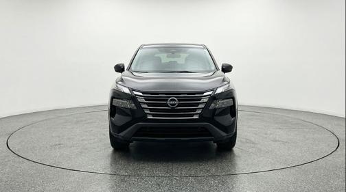 Super Black 2025 Nissan Rogue SV