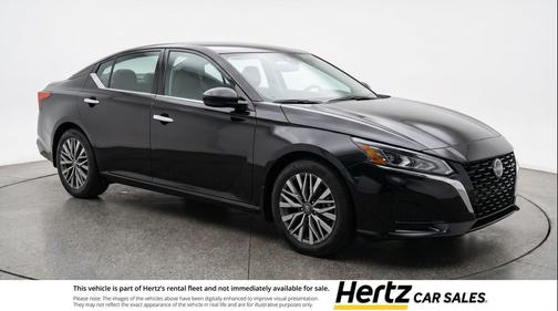 Super Black 2025 Nissan Altima SV FWD