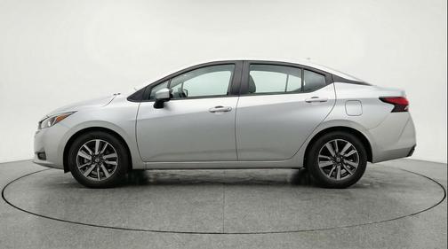Brilliant Silver Metallic 2025 Nissan Versa 1.6 SV