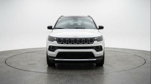 Bright White Clearcoat 2025 Jeep Compass Limited