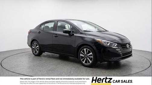 Super Black 2025 Nissan Versa 1.6 SV