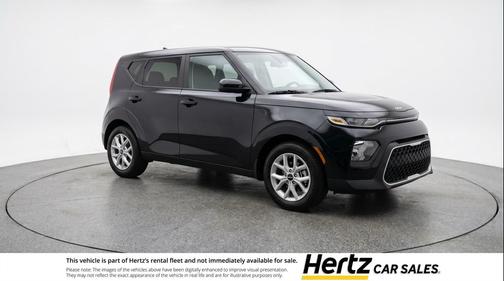 Fusion Black 2025 Kia Soul LX