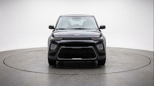Fusion Black 2025 Kia Soul LX