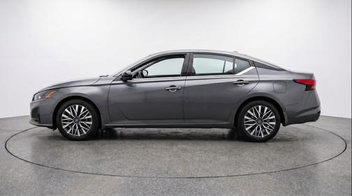 Gun Metallic 2025 Nissan Altima SV FWD