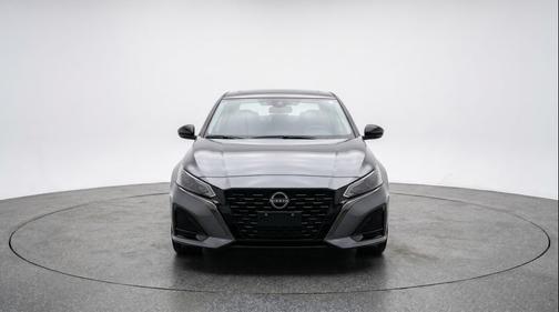 Gun Metallic 2025 Nissan Altima SV FWD