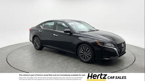 Super Black 2025 Nissan Altima SV FWD