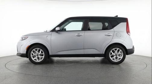 Steel Gray 2025 Kia Soul LX