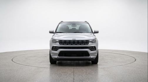 Silver Zynith Metallic Clearcoat 2025 Jeep Compass Limited