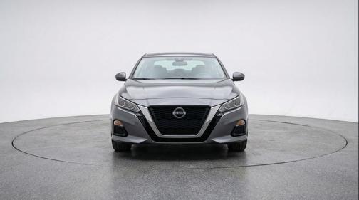 Gun Metallic 2025 Nissan Altima SV FWD