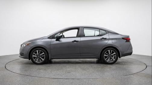 Gun Metallic 2025 Nissan Versa 1.6 SV