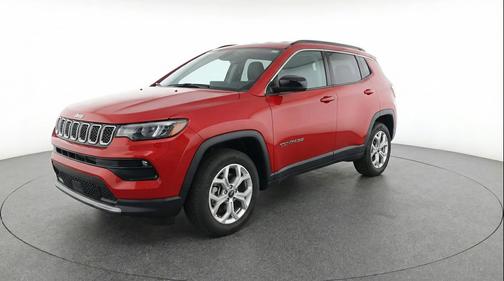 Red Hot Pearlcoat 2025 Jeep Compass Latitude