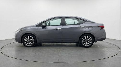 Gun Metallic 2025 Nissan Versa 1.6 SV