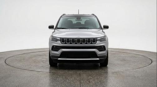 Silver Zynith Metallic Clearcoat 2025 Jeep Compass Limited