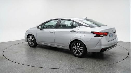 Brilliant Silver Metallic 2025 Nissan Versa 1.6 SV