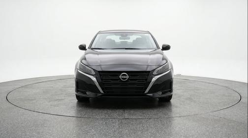 Super Black 2025 Nissan Altima SV FWD