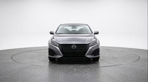 Gun Metallic 2025 Nissan Altima SV FWD