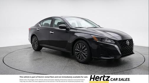 Super Black 2025 Nissan Altima SV FWD