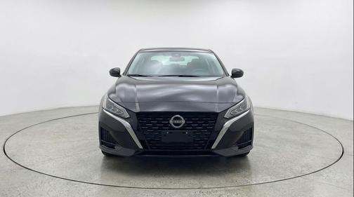 Super Black 2025 Nissan Altima SV FWD