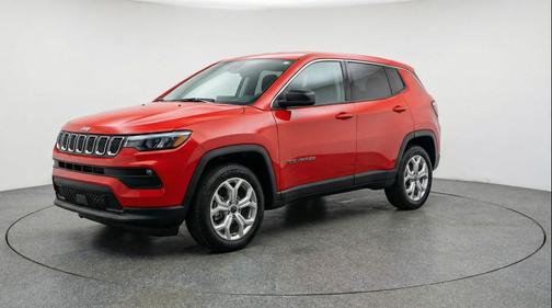 Red Hot Pearlcoat 2025 Jeep Compass Latitude
