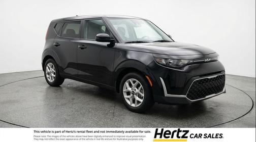 Fusion Black 2025 Kia Soul LX