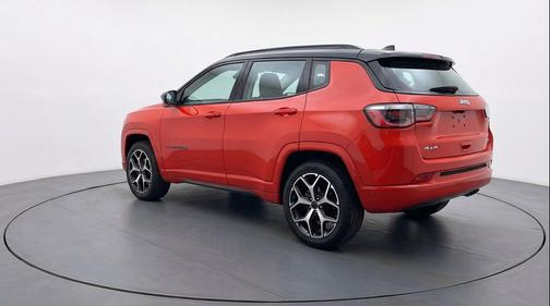 Red Hot Pearlcoat 2025 Jeep Compass Limited