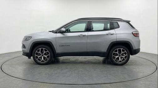 Silver Zynith Metallic Clearcoat 2025 Jeep Compass Limited