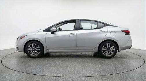 Brilliant Silver Metallic 2025 Nissan Versa 1.6 SV