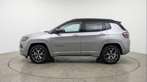 Silver Zynith Metallic Clearcoat 2025 Jeep Compass Limited