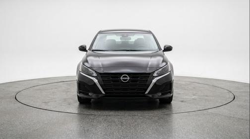 Super Black 2025 Nissan Altima SV FWD