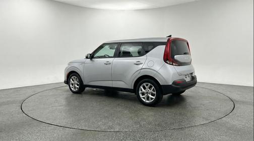 Steel Gray 2025 Kia Soul LX