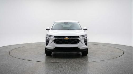Summit White 2025 Chevrolet Trax LT