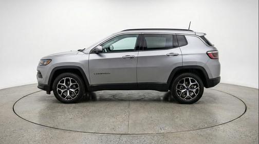 Silver Zynith Metallic Clearcoat 2025 Jeep Compass Limited