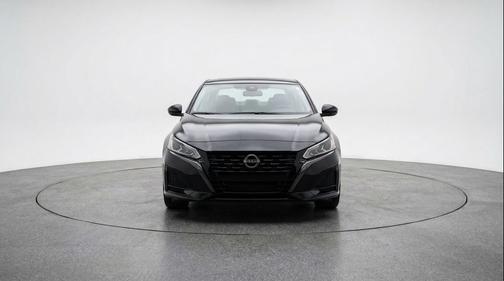 Super Black 2025 Nissan Altima SV FWD