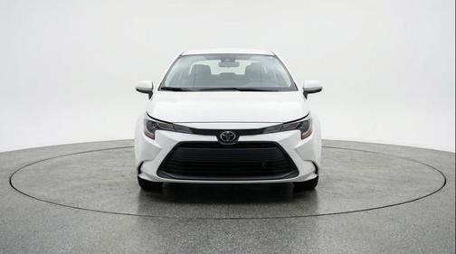 Ice Cap 2025 Toyota Corolla LE