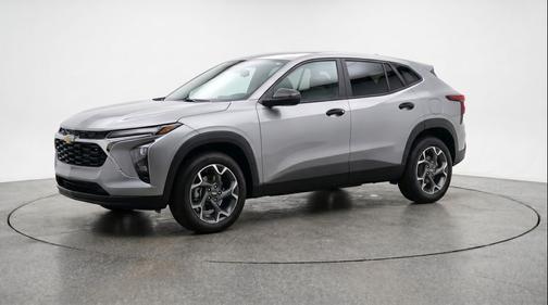 Sterling Gray Metallic 2025 Chevrolet Trax LT