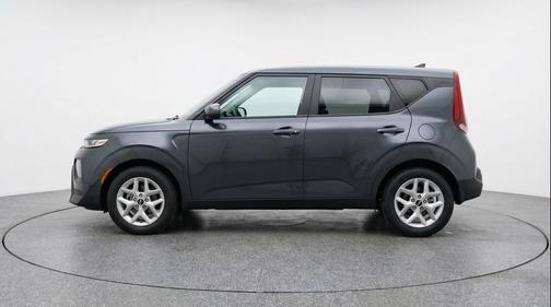 Gravity Gray 2025 Kia Soul LX