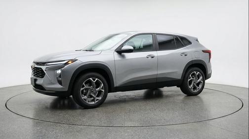 Sterling Gray Metallic 2025 Chevrolet Trax LT