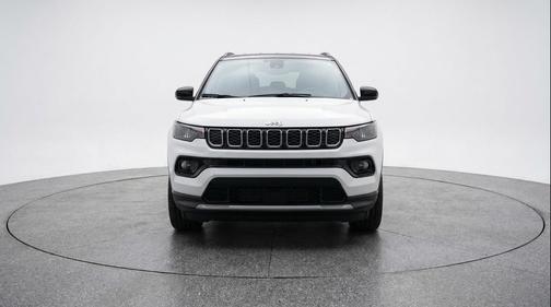 Bright White Clearcoat 2025 Jeep Compass Limited