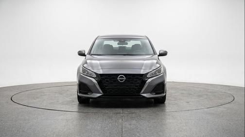 Gun Metallic 2025 Nissan Altima SV FWD