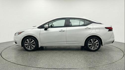 Brilliant Silver Metallic 2025 Nissan Versa 1.6 SV