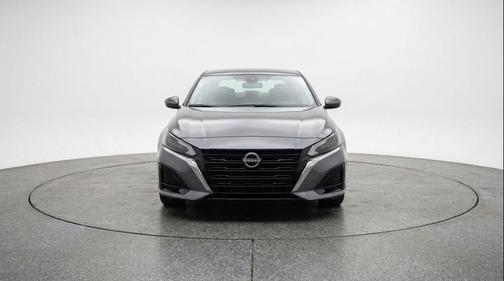Gun Metallic 2025 Nissan Altima SV FWD