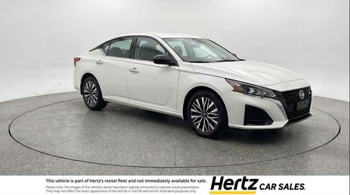 Glacier White 2025 Nissan Altima SV FWD