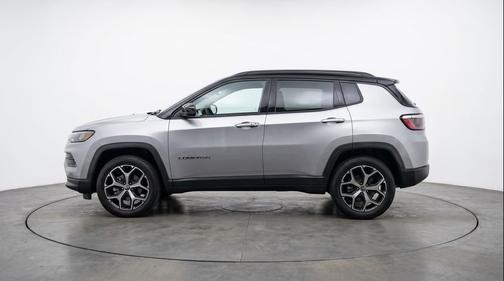 Silver Zynith Metallic Clearcoat 2025 Jeep Compass Limited