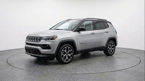 Silver Zynith Metallic Clearcoat 2025 Jeep Compass Limited