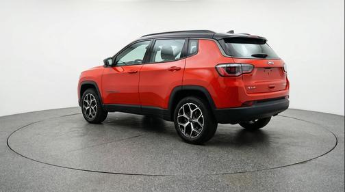 Red Hot Pearlcoat 2025 Jeep Compass Limited