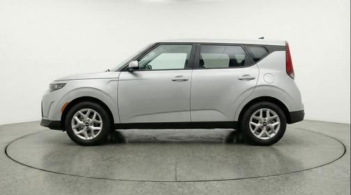 Steel Gray 2025 Kia Soul LX